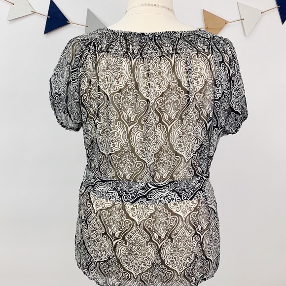 Semi-Sheer Paisley Print Top w/Tie Waist - Picture 3 of 8